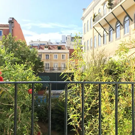 Apartament Sm2 Romantic By The Gardens Pr Real & Bairro Alto
