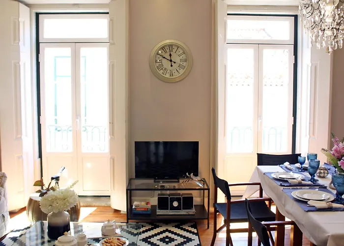 Sm2 Romantic By The Gardens Pr Real & Bairro Alto Apartment *