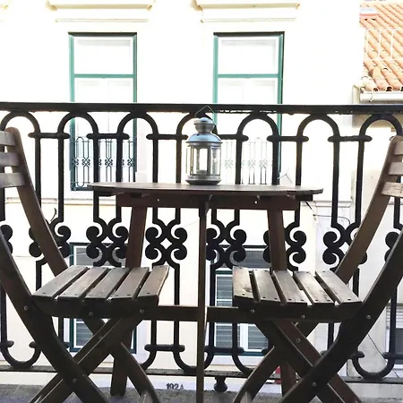 Appartement Sm2 Romantic By The Gardens Pr Real & Bairro Alto *