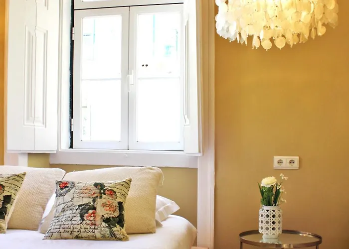 Sm2 Romantic By The Gardens Pr Real & Bairro Alto Lissabon