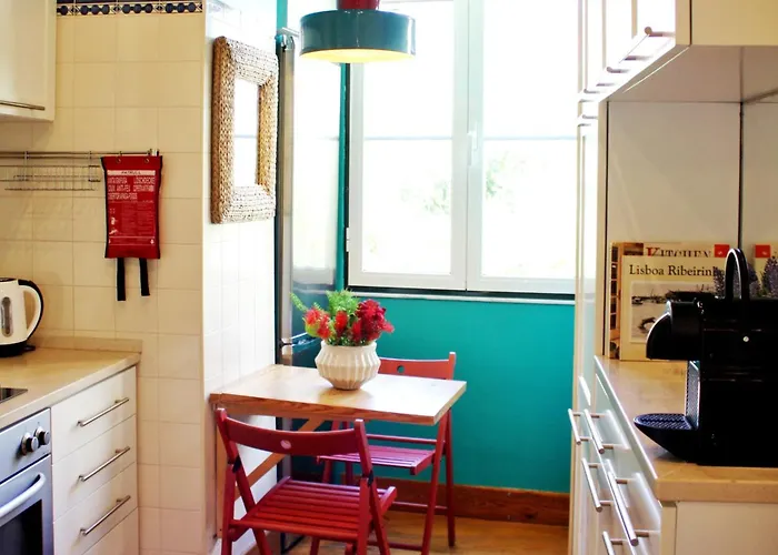 Sm2 Romantic By The Gardens Pr Real & Bairro Alto Apartment Lissabon